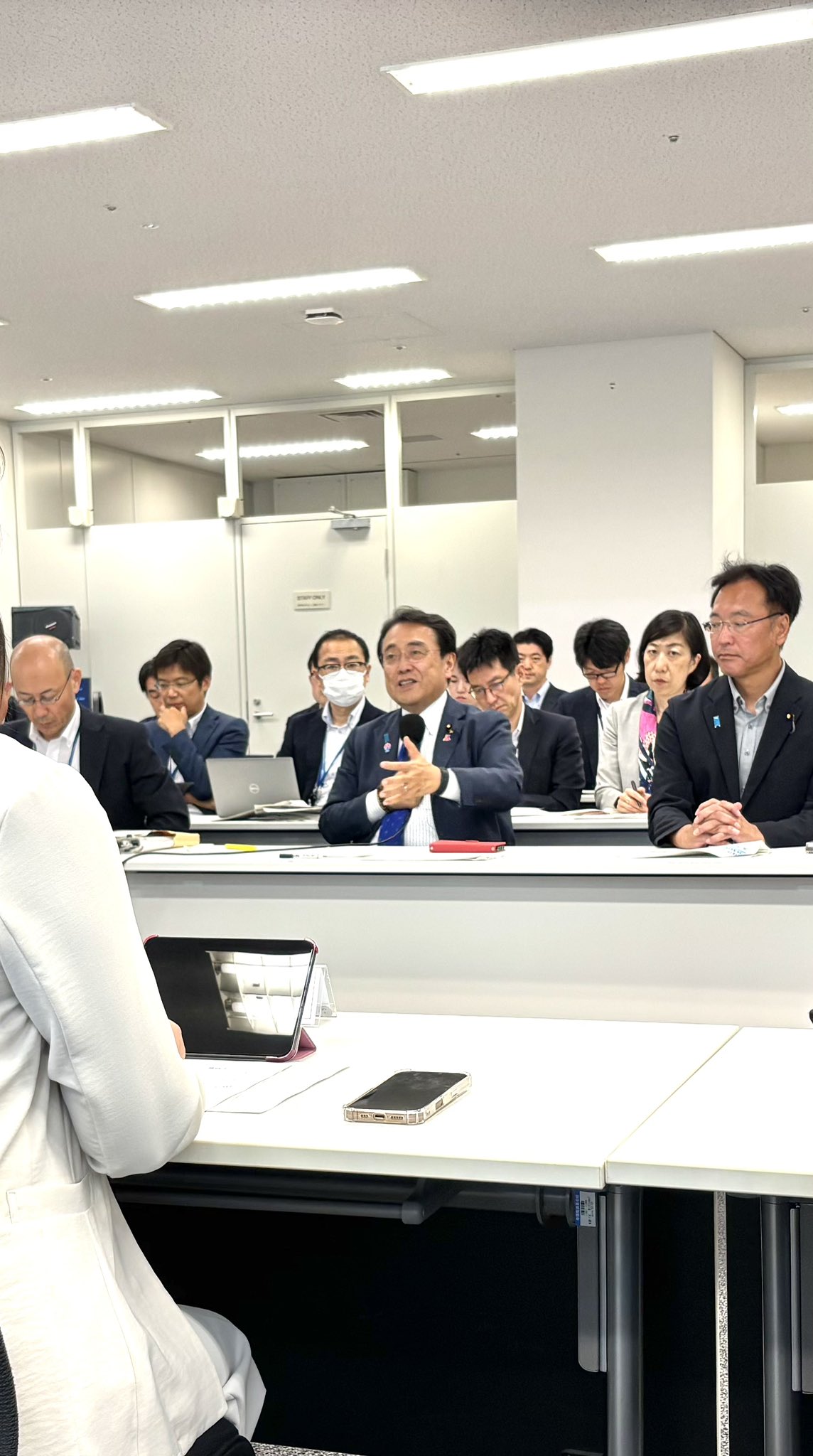 赤沢亮正大臣と