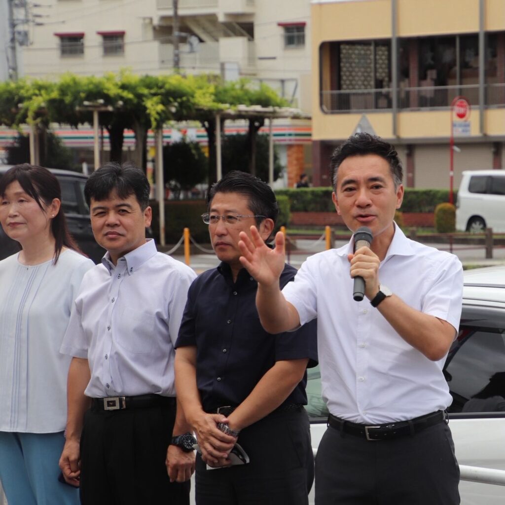 8月15日 終戦記念日 春日部駅にて街頭演説 非核三原則に触れました。